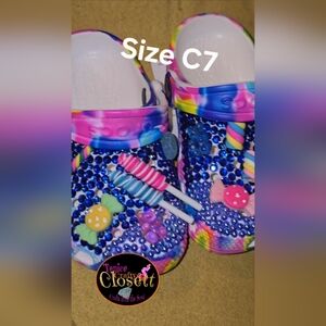 C7 in kids custom crocs